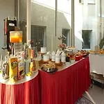Riviera 3 Stelle Con Piscina Estiva Gratuita E Garage A Pagamento 호텔 스포토르노