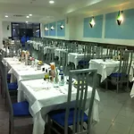 Riviera 3 Stelle Con Piscina Estiva Gratuita E Garage A Pagamento 3* 스포토르노