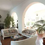 Riviera 3 Stelle Con Piscina Estiva Gratuita E Garage A Pagamento Hotel 3*