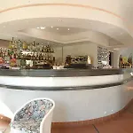 Riviera 3 Stelle Con Piscina Estiva Gratuita E Garage A Pagamento 3* Spotorno