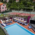 Riviera 3 Stelle Con Piscina Estiva Gratuita E Garage A Pagamento 3* Spotorno